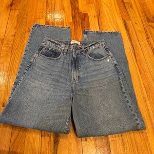 Abercrombie & Fitch The Loose High Rise